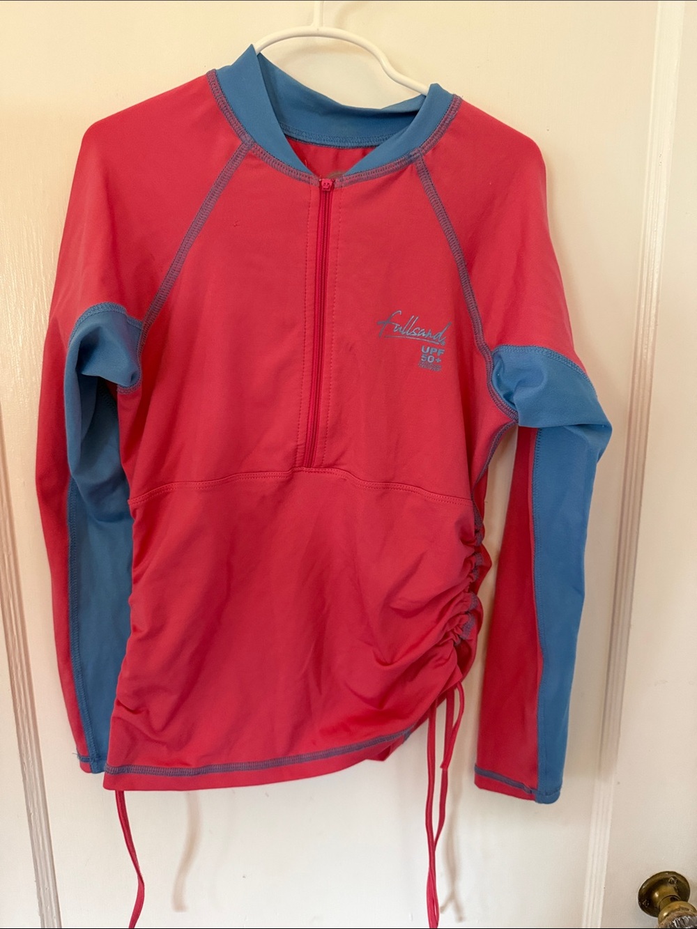 Full sand Girls' Two-Tone Rash Guard - Pink & Blue. Size: L